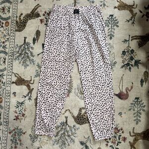 Victoria's Secret Pink and Black Heart Patterned Fabric lounge pants pajama XS